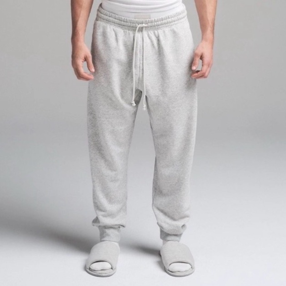 SKIMS Fleece Sweats Men's Tapered Jogger Light Heather Grey Size 3XL
